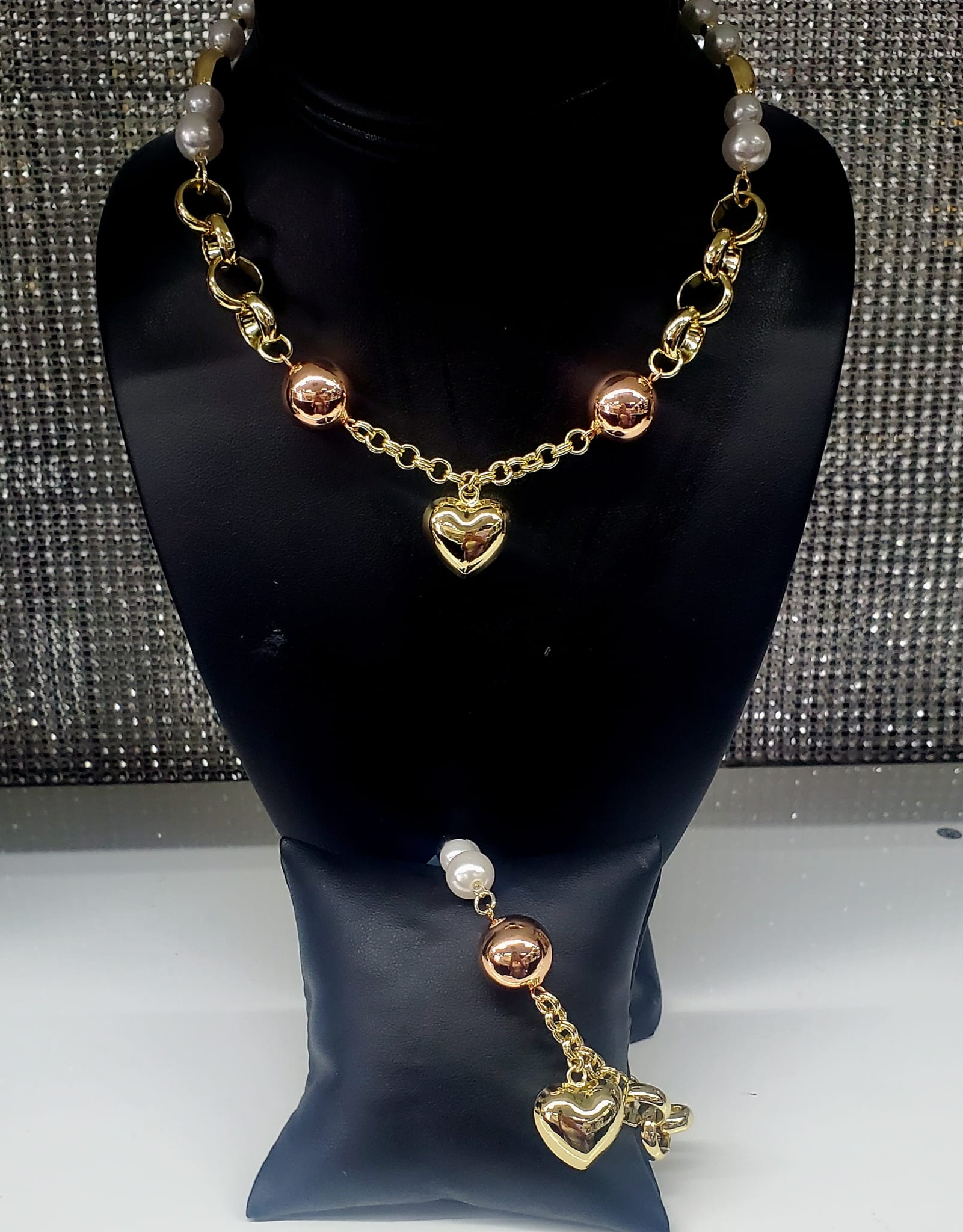Heart of Mine Necklace ou Heart of Mine Necklace and Bracelet Set